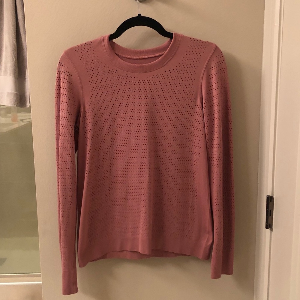 Lululemon long sleeve workout top